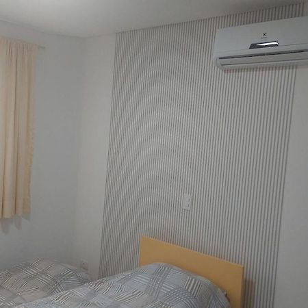 Otimo Apartamento Sobreloja Com Wifi E Estacionamento Incluso Maringa Luaran gambar