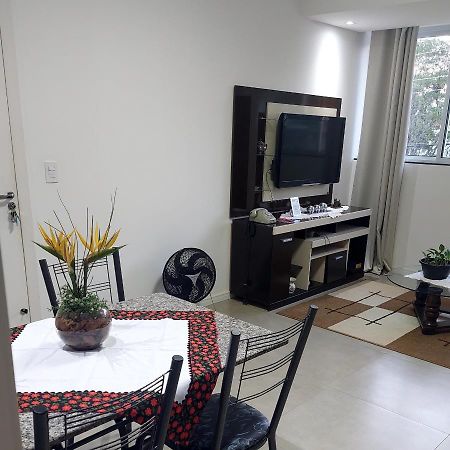 Otimo Apartamento Sobreloja Com Wifi E Estacionamento Incluso Maringa Luaran gambar