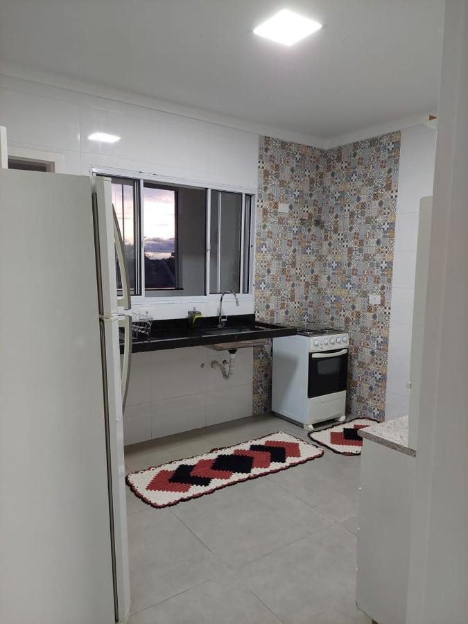 Otimo Apartamento Sobreloja Com Wifi E Estacionamento Incluso Maringa Luaran gambar